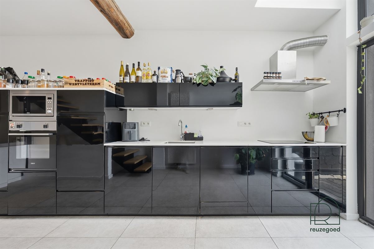 Instapklare stadswoning met garage en 3 slaapkamers op een toplocatie in Mechelen