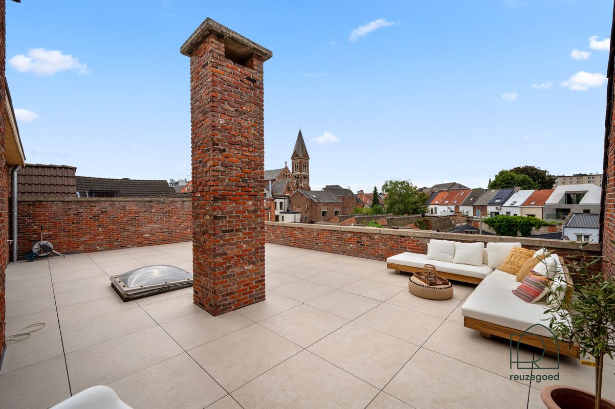 Uniek gerenoveerde penthouse (3 slaapkamers) met riant terras en prachtig zicht over Mechelen