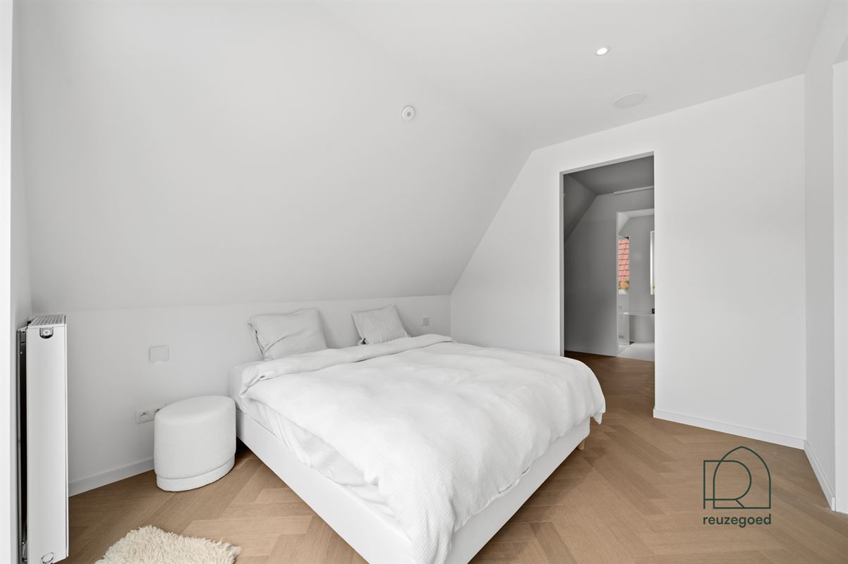 Uniek gerenoveerde penthouse (3 slaapkamers) met riant terras en prachtig zicht over Mechelen