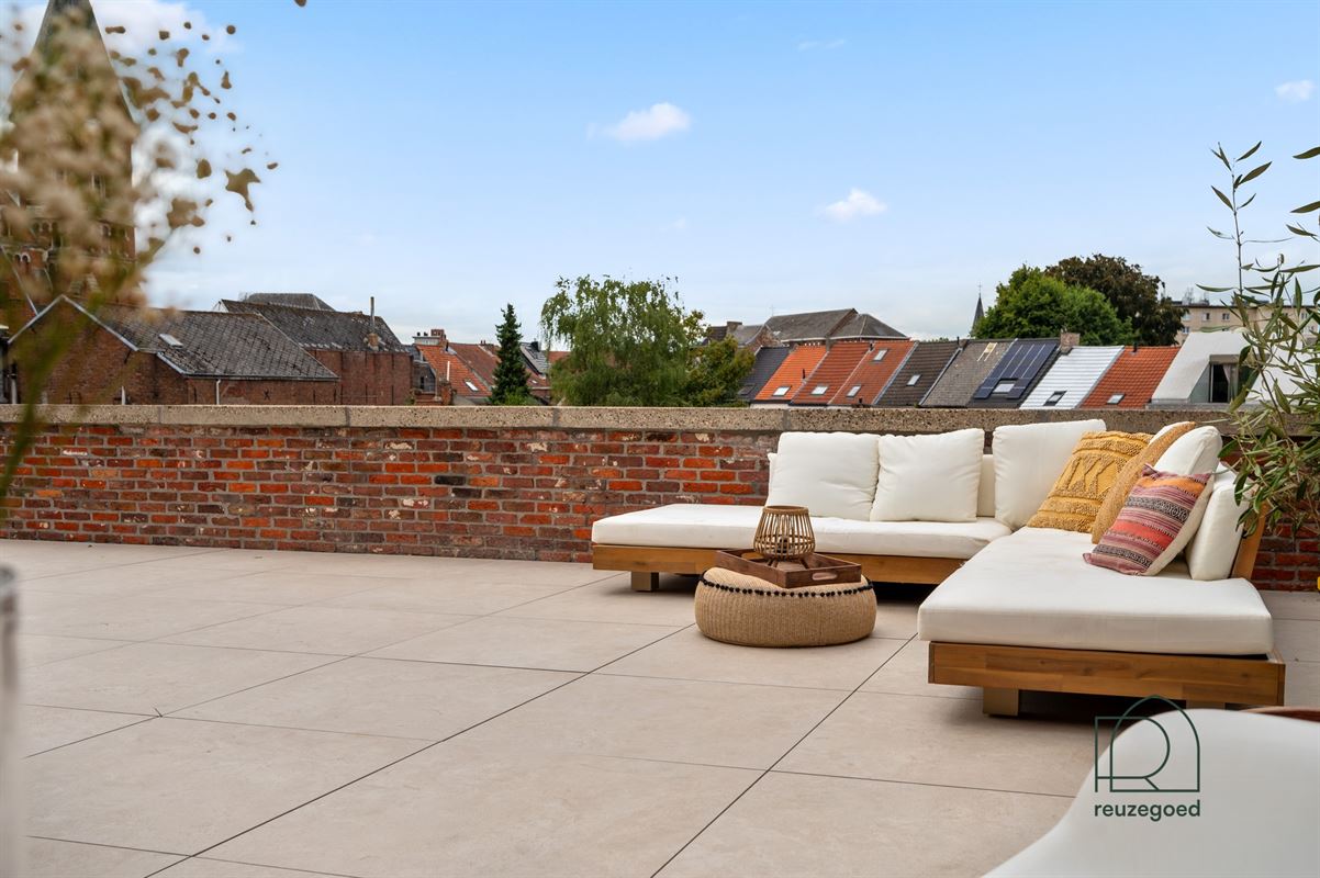 Uniek gerenoveerde penthouse (3 slaapkamers) met riant terras en prachtig zicht over Mechelen