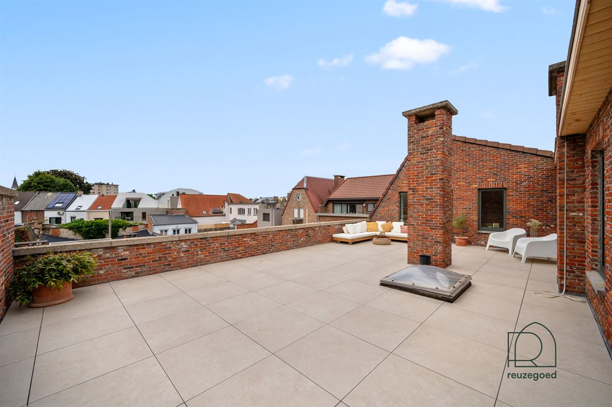 Uniek gerenoveerde penthouse (3 slaapkamers) met riant terras en prachtig zicht over Mechelen