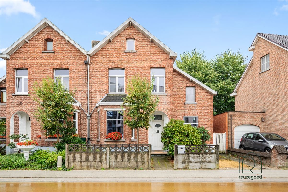 Karaktervolle woning met prachtige renovatiemogelijkheden in hartje Bonheiden