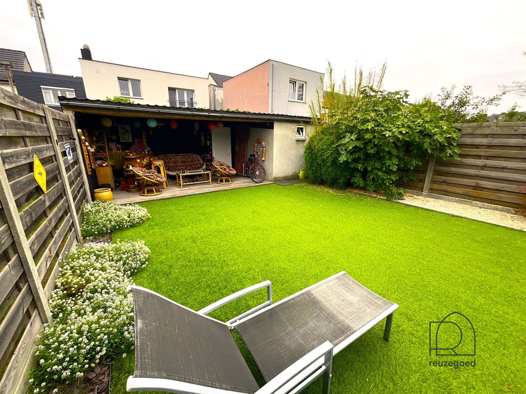 Charmant appartement met 1 slaapkamer, privé-ingang, grote tuin & ruime garage
