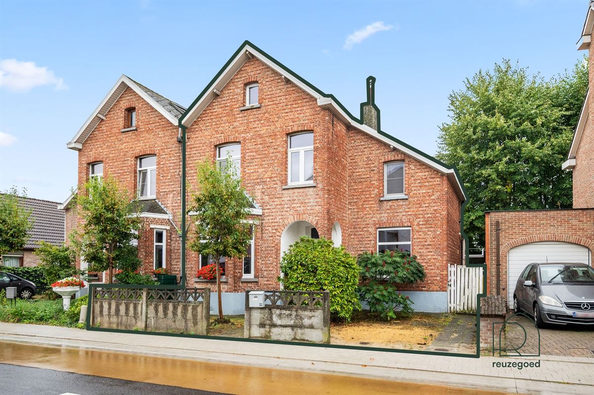 Karaktervolle woning met prachtige renovatiemogelijkheden in hartje Bonheiden