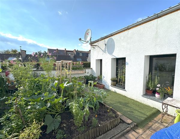 Très bel appartement en rez de jardin