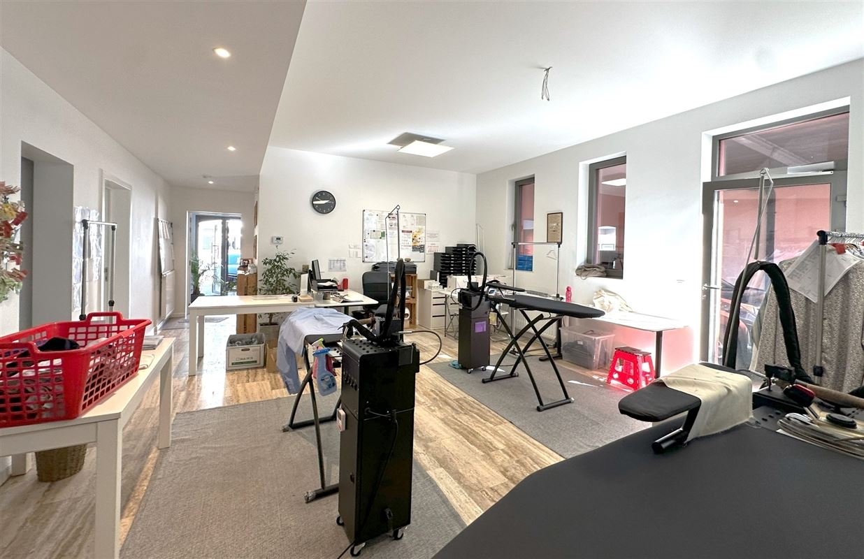 Surface commerciale en plein coeur de Mont-Saint-Guibert