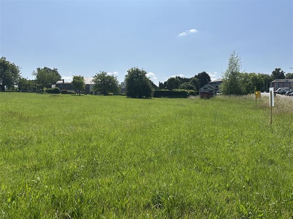 Très beau terrain