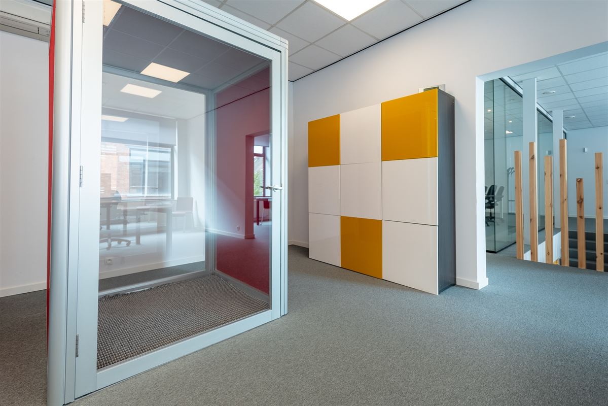 Bureaux spacieux de 420m² avec une situation calme et centrale à Gand