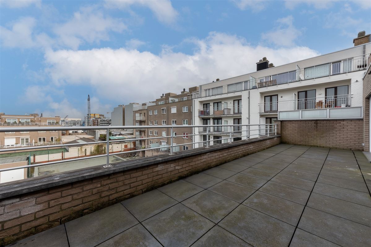 Penthouse met ruime terrassen