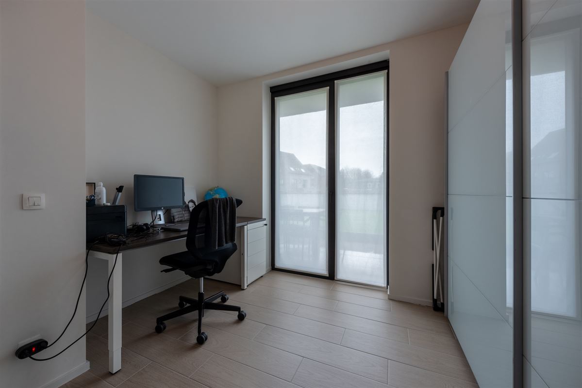 Ground floor apartment with 2 bedrooms and terrace