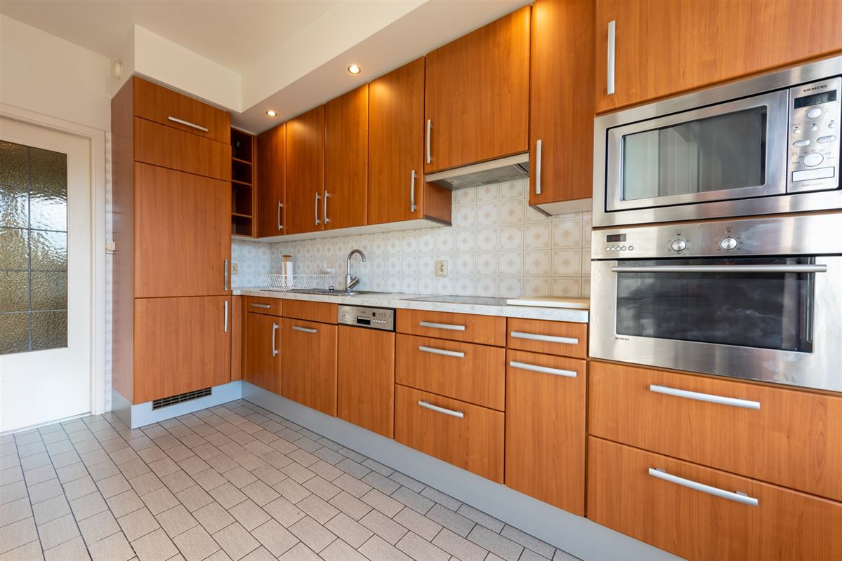 Appartement nabij St Pieters station - 2 slpk - staanplaats