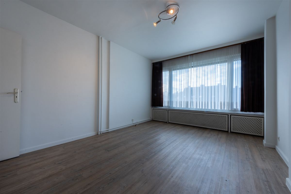 Appartement nabij St Pieters station - 2 slpk - staanplaats
