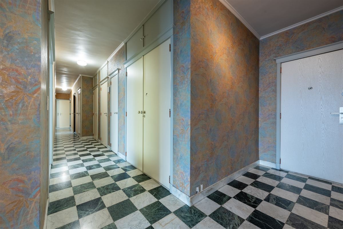 Appartement nabij St Pieters station - 2 slpk - staanplaats