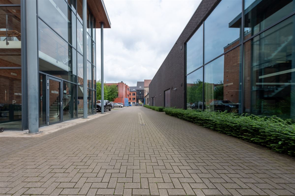 Overdekte Parkeerplaats nabij Gent-Dampoort Station