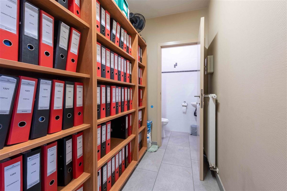 Commercial / office building in the center of Ronse