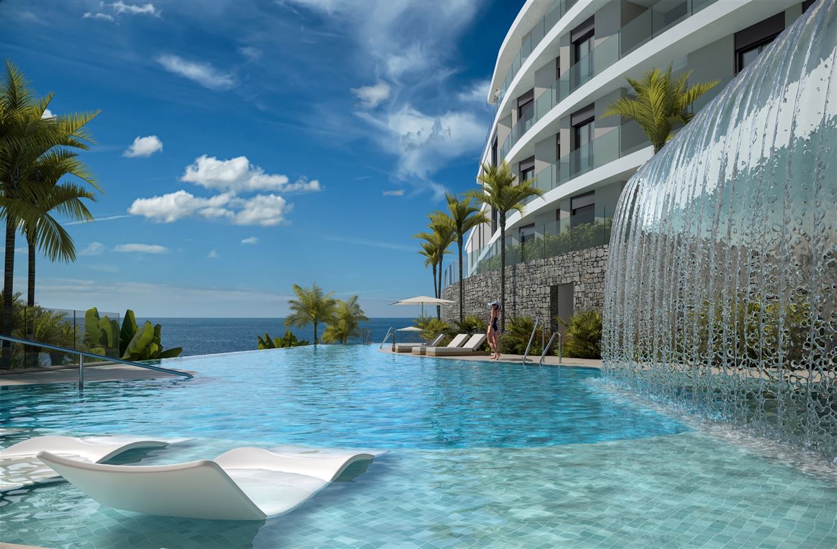 Luxe 2-Slaapkamer Appartement met Terras in SERENE, Tenerife