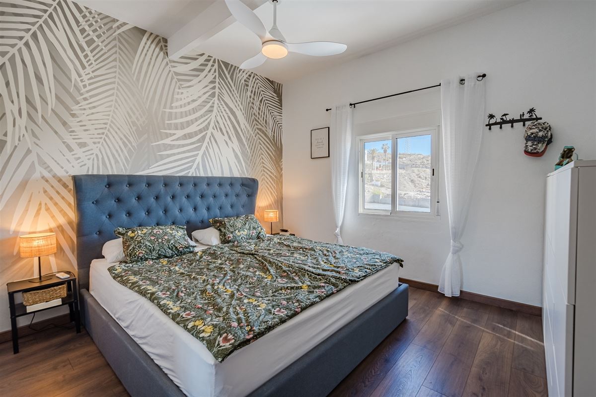 Rijhuis met zeezicht in Marazul – instapklaar en gerenoveerd