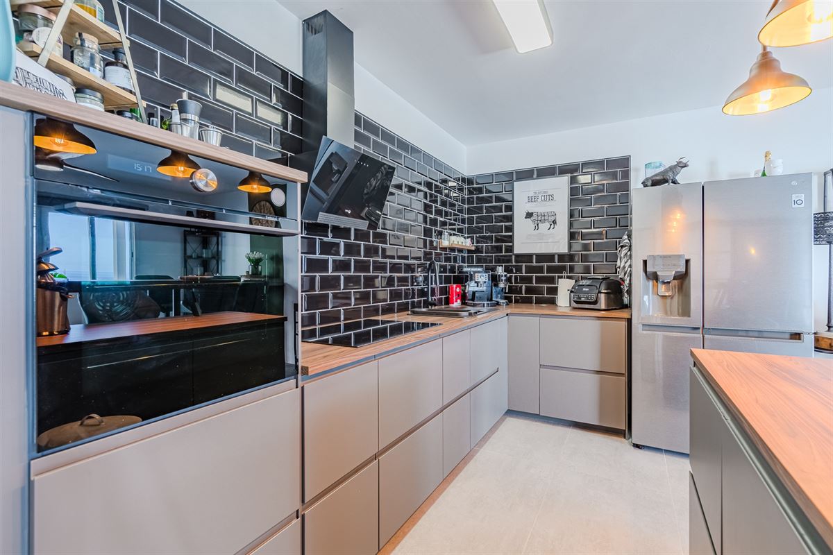 Rijhuis met zeezicht in Marazul – instapklaar en gerenoveerd