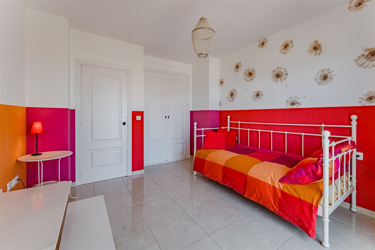 Luxueus 3‑slaapkamer penthouse met panoramisch zeezicht