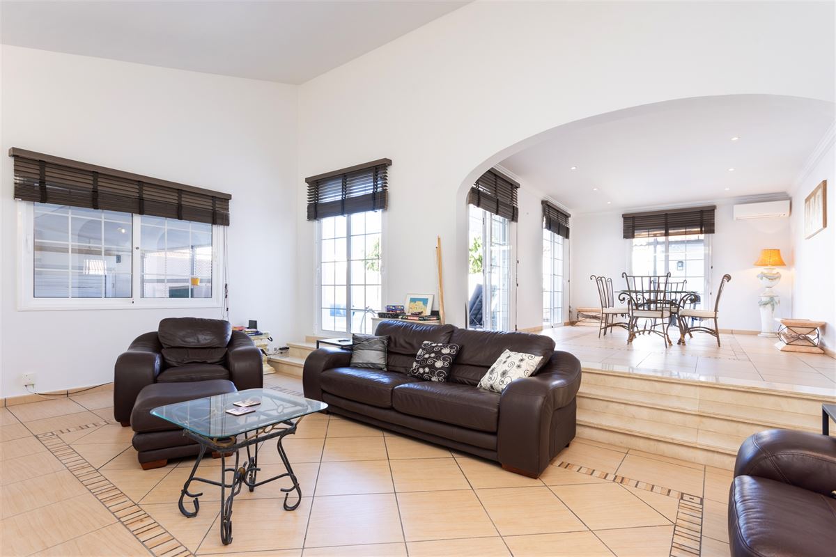 Moderne villa met zwembad in Callao Salvaje