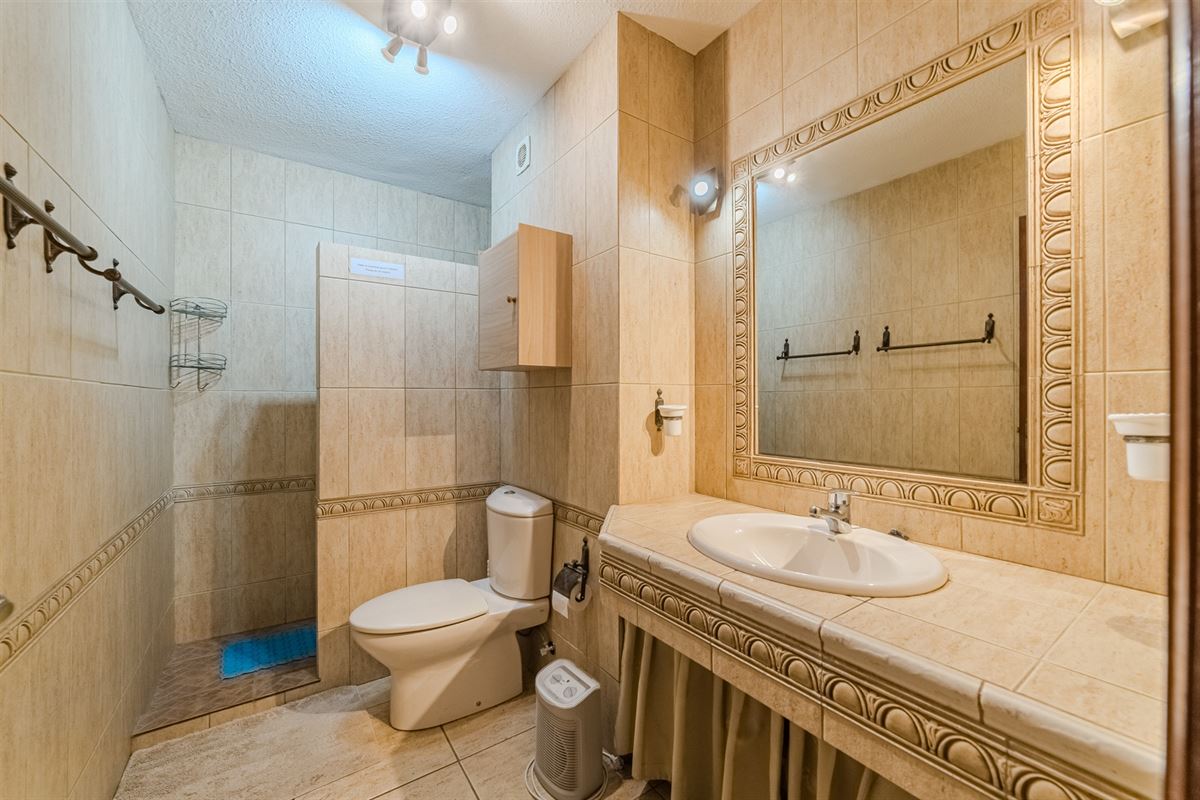 Zonnig 1-slaapkamerappartement vlak bij zee in Los Cristiano