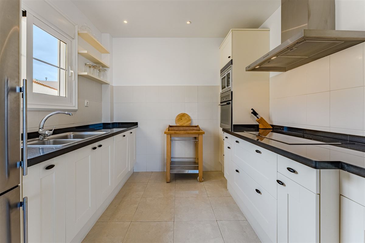 Luxueus 3‑slaapkamer penthouse met panoramisch zeezicht