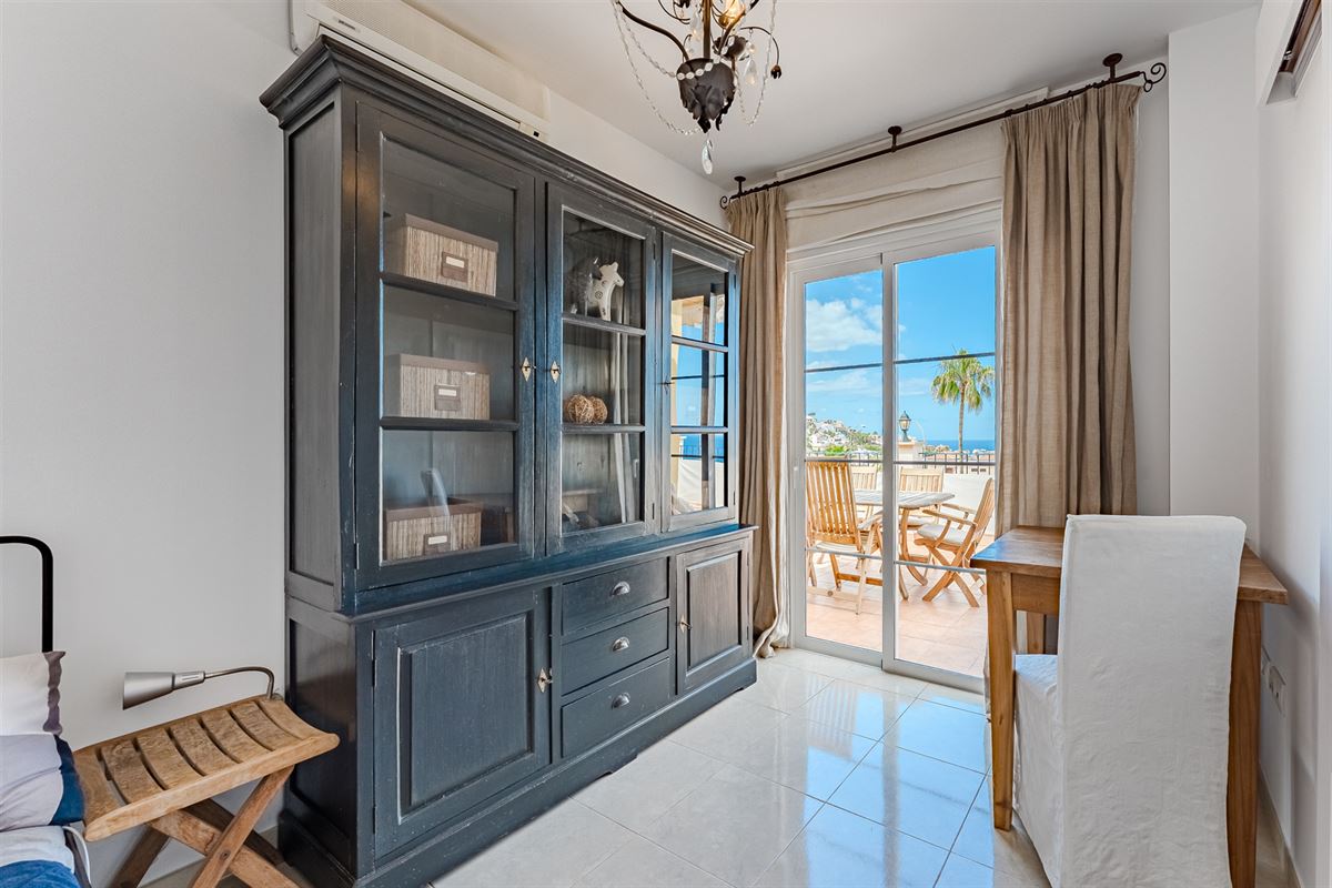 Luxueus 3‑slaapkamer penthouse met panoramisch zeezicht