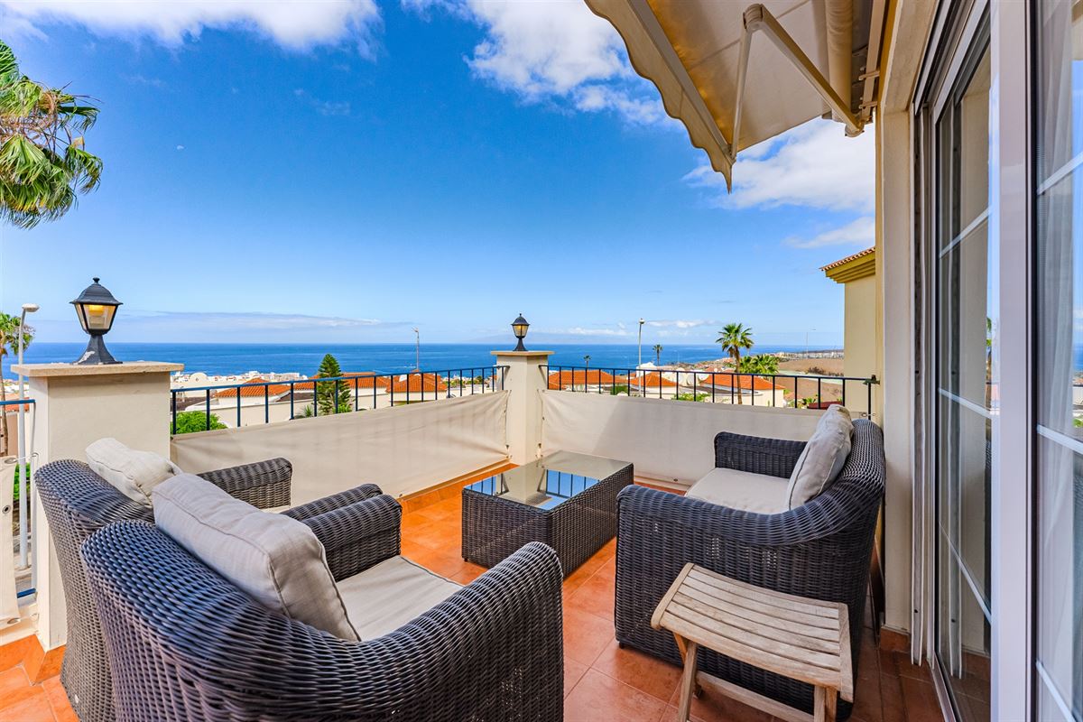 Luxueus 3‑slaapkamer penthouse met panoramisch zeezicht