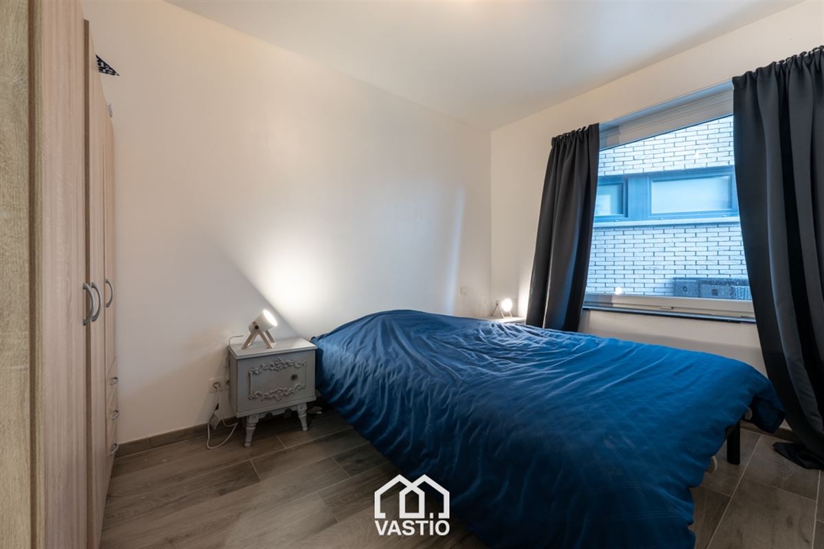 Gemeubeld 2-slpk appartement met modern terras