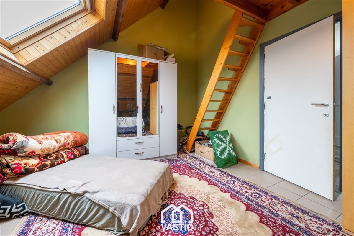 Uniek pand met praktijk en duplexappartement in Gent