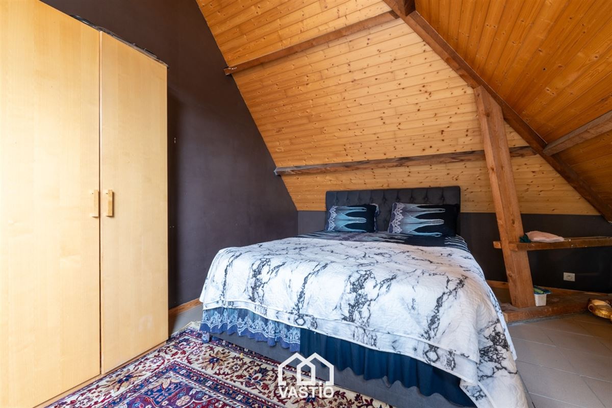 Uniek pand met praktijk en duplexappartement in Gent