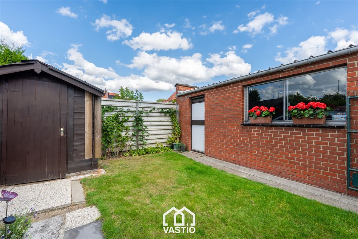 Goed onderhouden halfopen woning nabij Gentbrugse Meersen