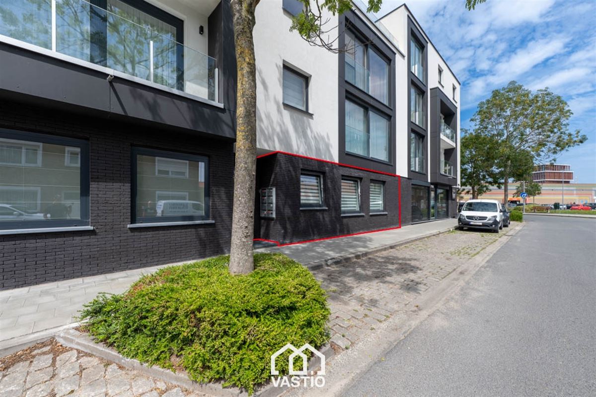 Gelijkvloers appartement met groot terras