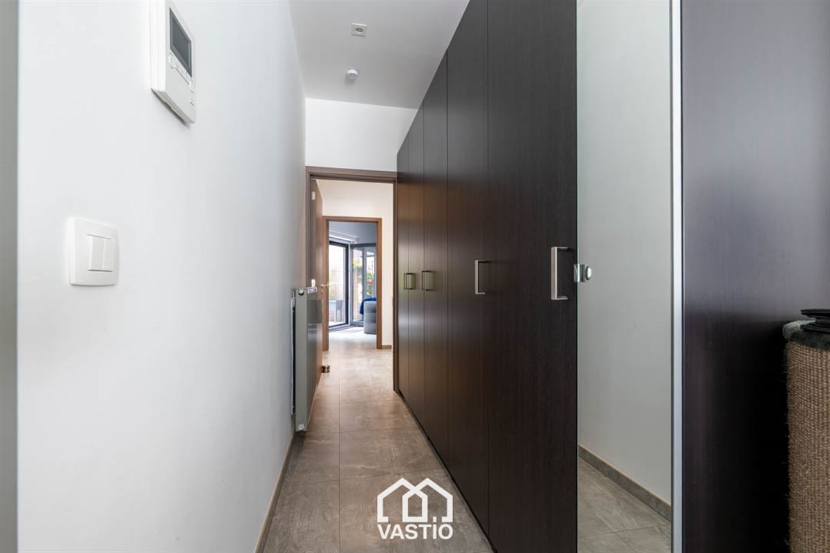 Gelijkvloers appartement met groot terras