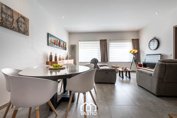 Gelijkvloers appartement met groot terras