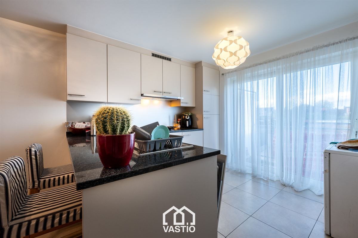 Instapklaar appartement met 2 terrassen en garage