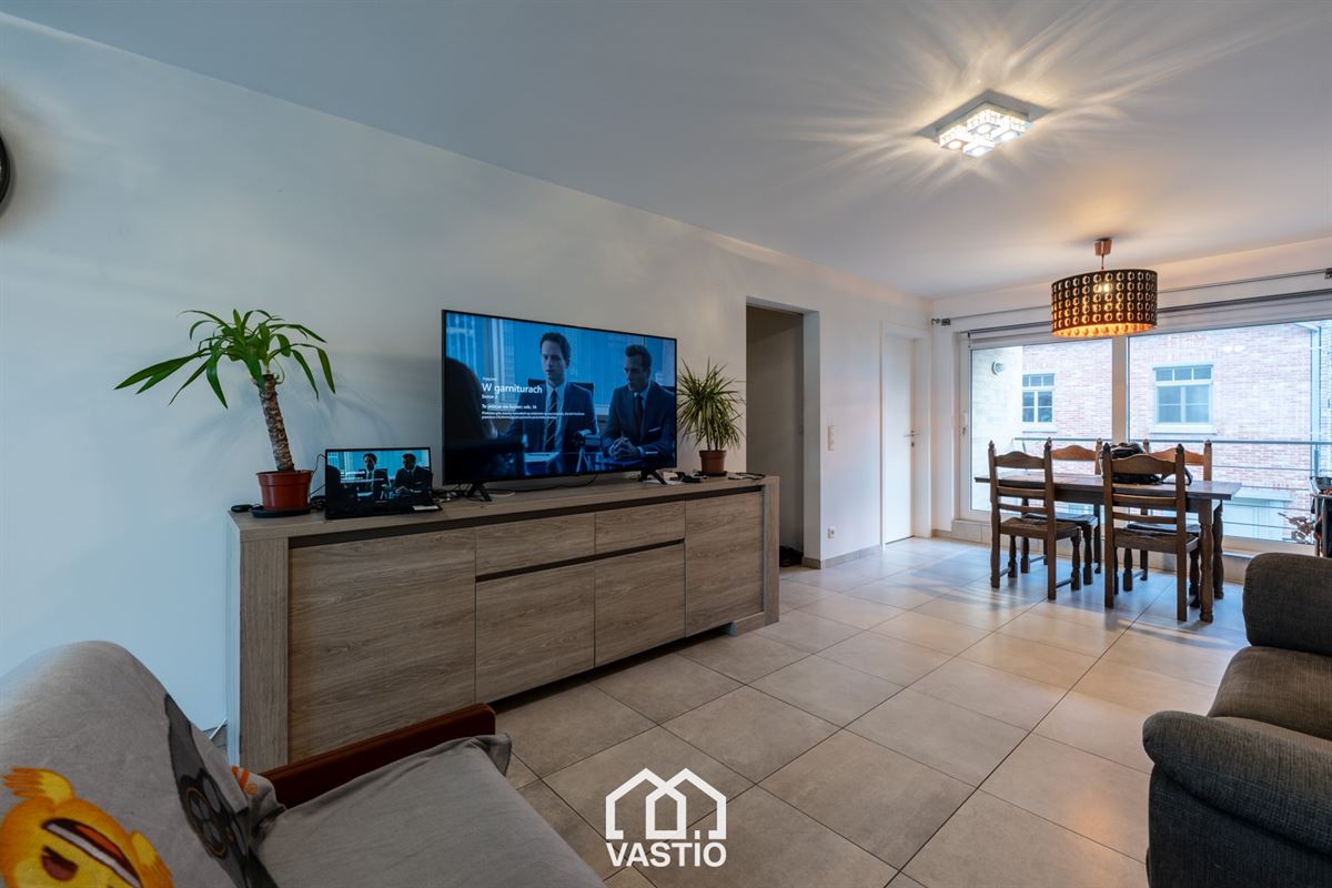 Instapklaar appartement met 2 terrassen en garage