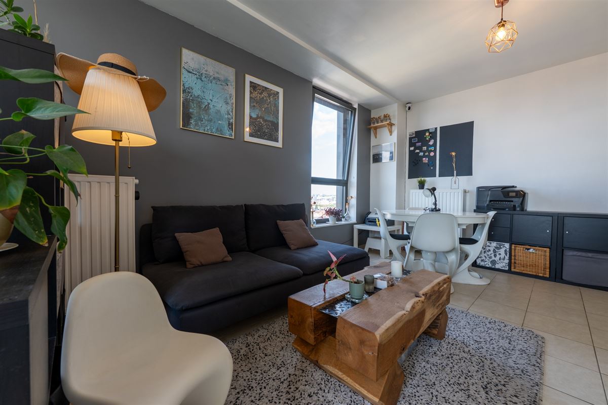 Gemeubeld appartement met panoramisch zicht op Brussel