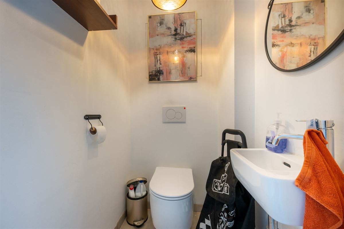 Gemeubeld appartement met panoramisch zicht op Brussel