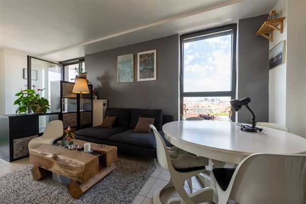 Gemeubeld appartement met panoramisch zicht op Brussel