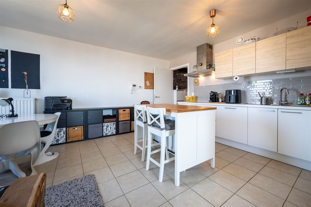 Gemeubeld appartement met panoramisch zicht op Brussel