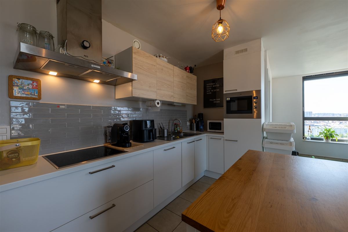 Gemeubeld appartement met panoramisch zicht op Brussel