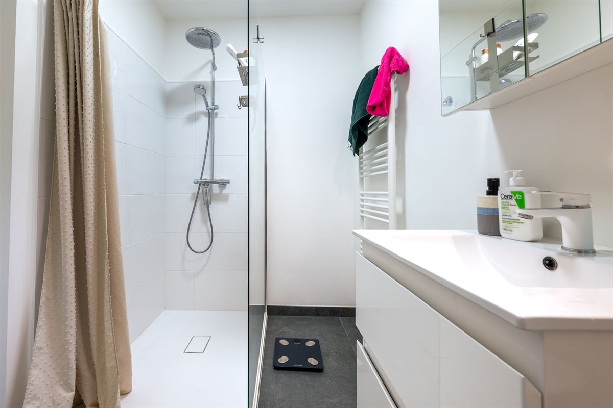 Instapklaar appartement met 2 slaapkamers