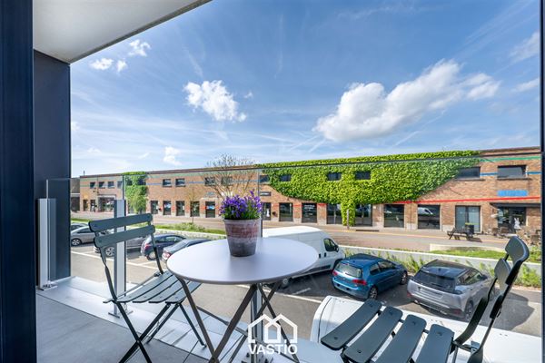 Instapklaar appartement met zicht op de oude Vismijn