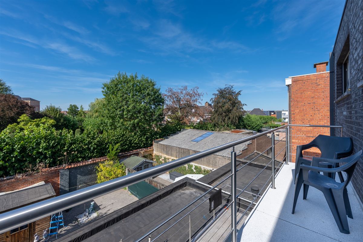 Ruim en lichtrijk 3-kamerappartement van ca. 100 m²