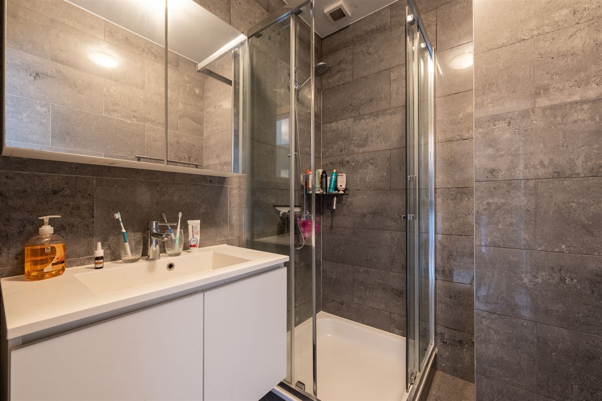 Ruim en lichtrijk 3-kamerappartement van ca. 100 m²