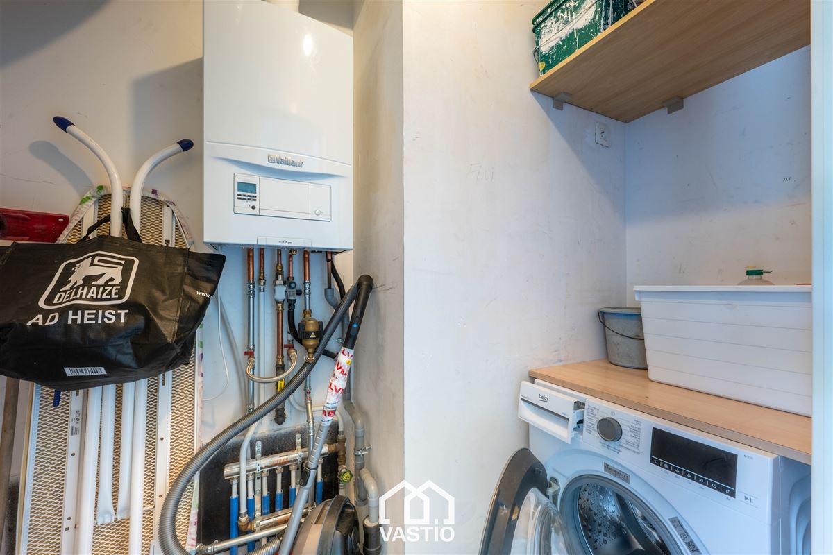 Instapklaar appartement met zicht op de oude Vismijn