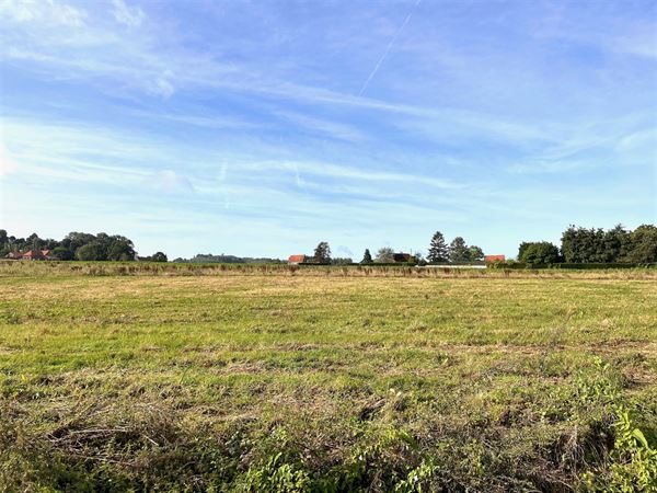 TOPGELEGEN BOUWGROND van 1.391m2 met PRACHTIG UITZICHT!!