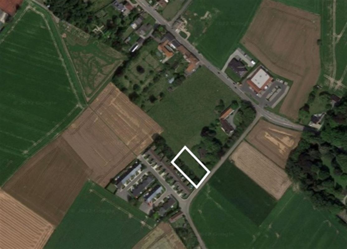 BOUWGROND MET VERGUNNING VOOR 2 HOB op 2.141m2!