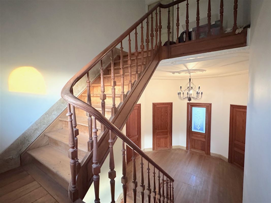 MAGNIFIQUE MAISON BOURGEOISE AVEC DE GRANDS ESPACES & JARDIN